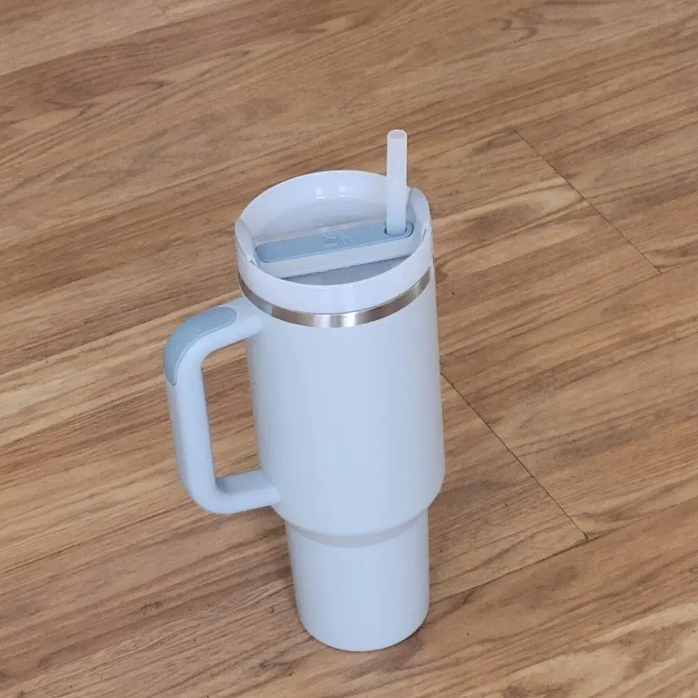 Stanley quencher tumbler